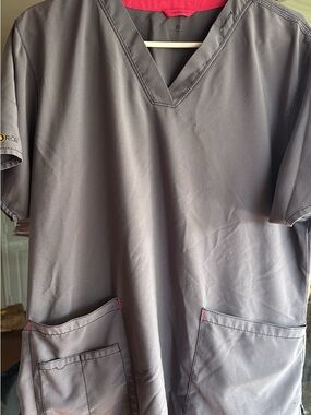 Carhartt Gray Short Sleeve V-Neck Scrub Top with Pink Trim